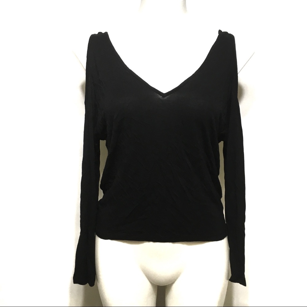 EXPRESS FACTORY BLACK VNECK COLD SHOULDER TOP